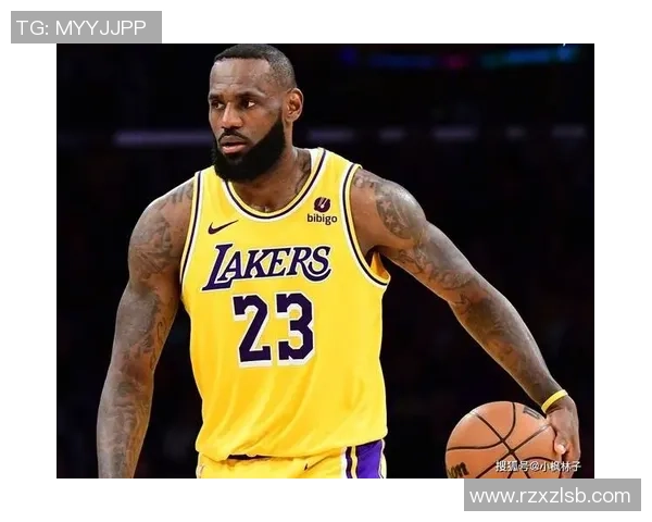 詹姆斯的传奇之路：从篮球新星到全球体育偶像的成长历程